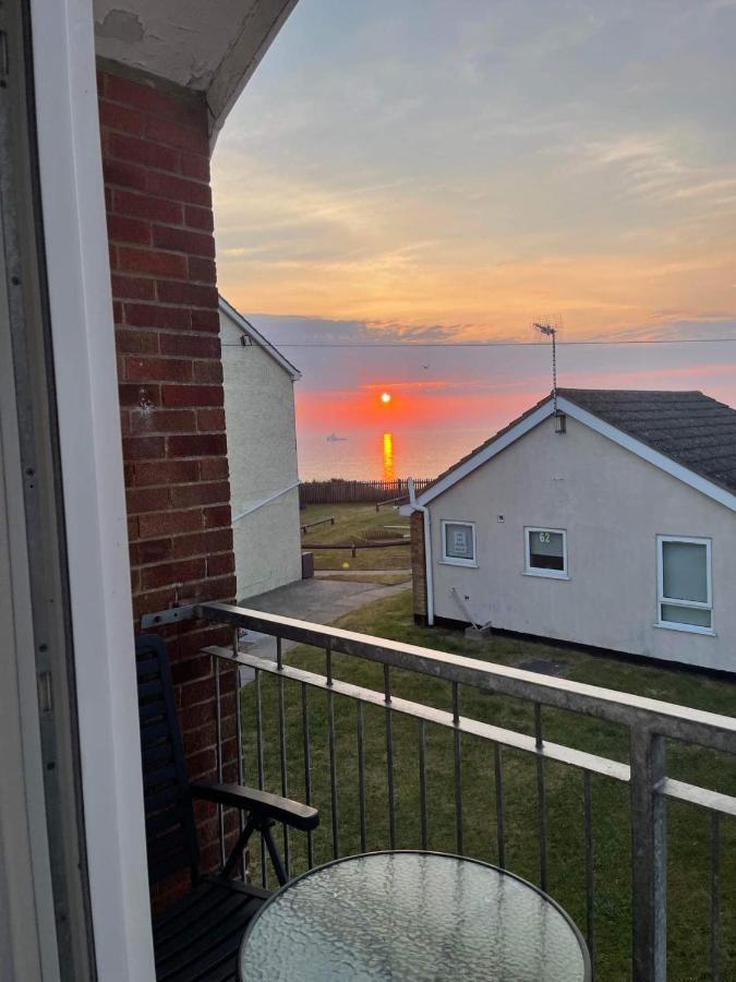 Villa Sea View 3-Bed Heated Pool Eat Bar Kids Park Lowestoft Exterior photo